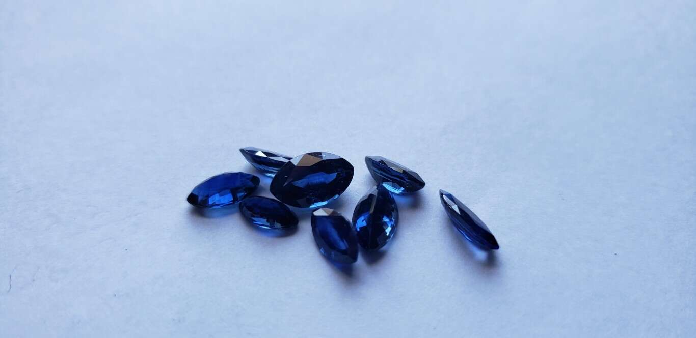 Blue Sapphire Marquise: 1ct Mix