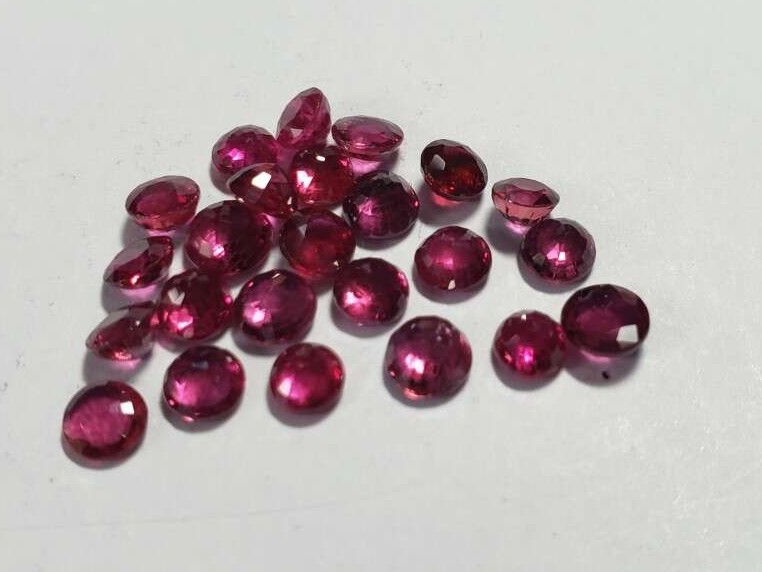 Ruby Round: 4mm - 4.5mm