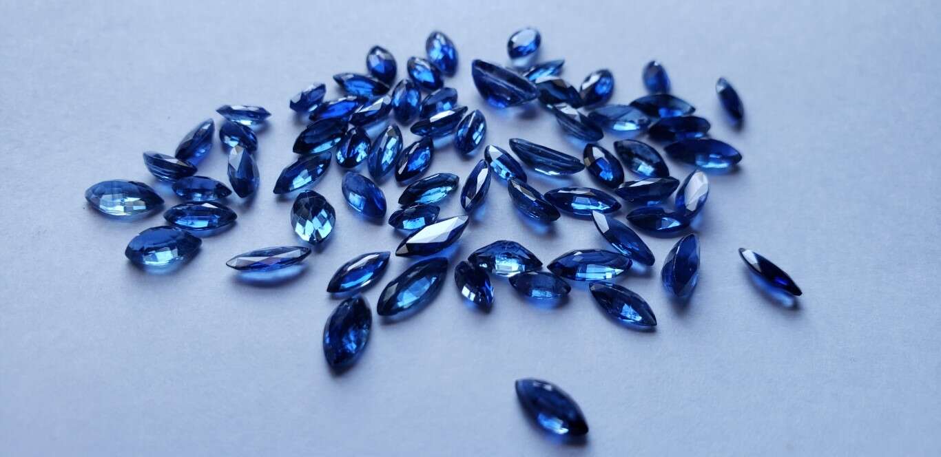 Blue Sapphire Marquise: 7mm x 3.5mm