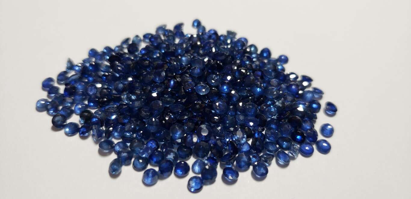 Blue Sapphire Round: 3mm - 3.5mm