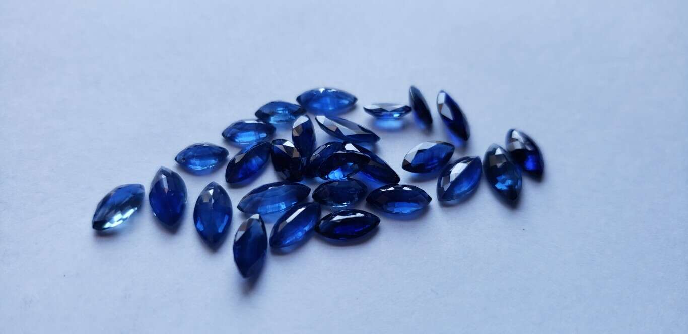 Blue Sapphire Marquise: 8mm x 4mm