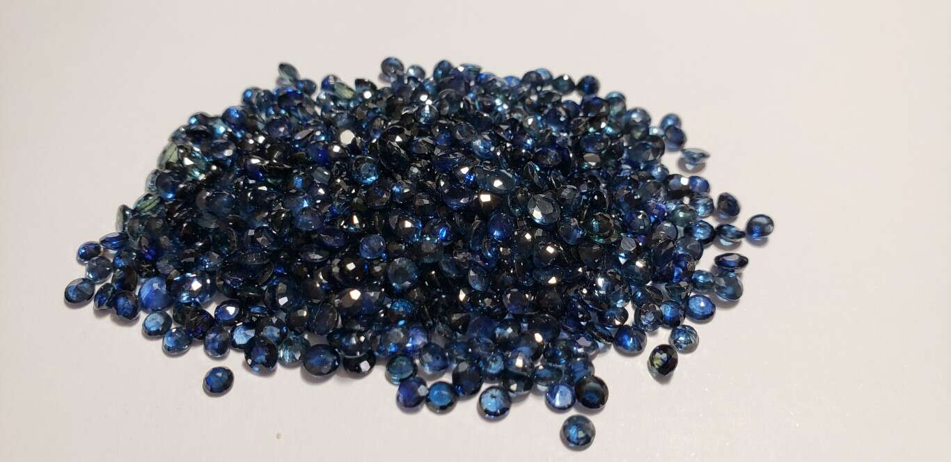 Blue Sapphire Round: 3mm - 3.5mm