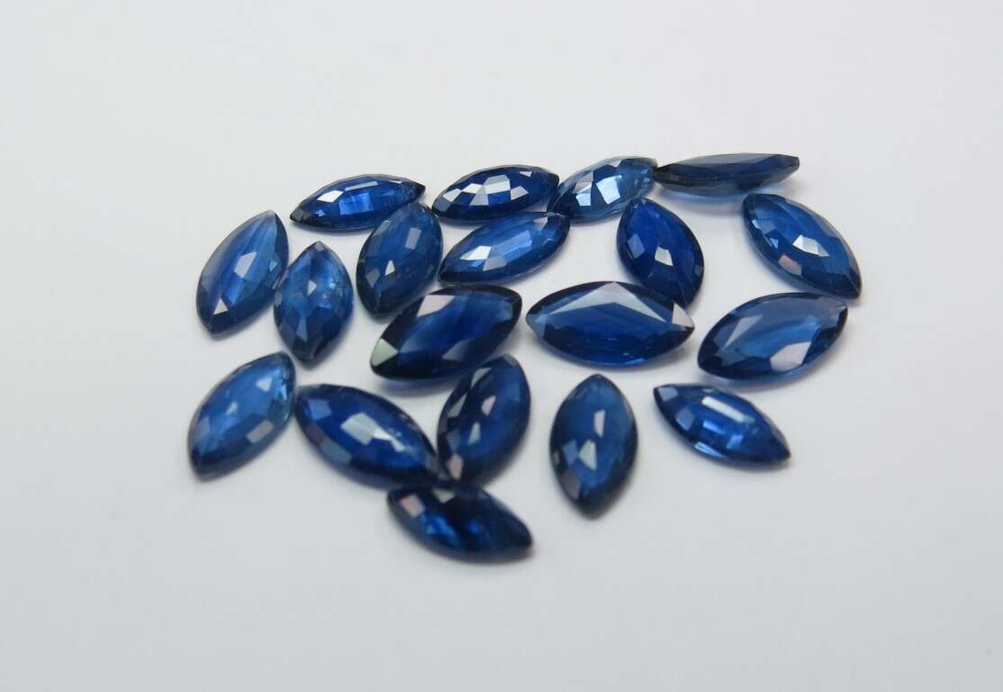 Blue Sapphire Marquise: 1ct Mix
