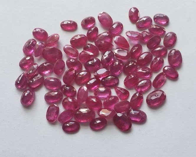 Burma Ruby-Oval 6mm x 4mm