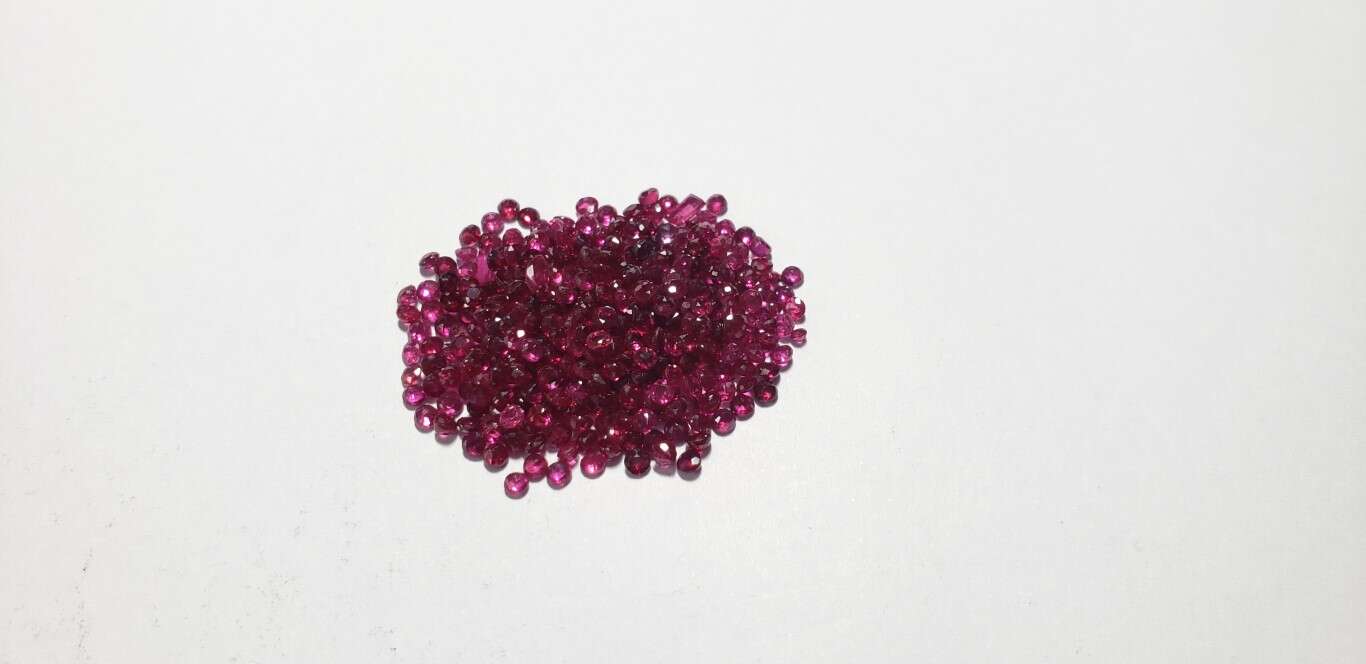 Ruby Round: 1mm - 2mm