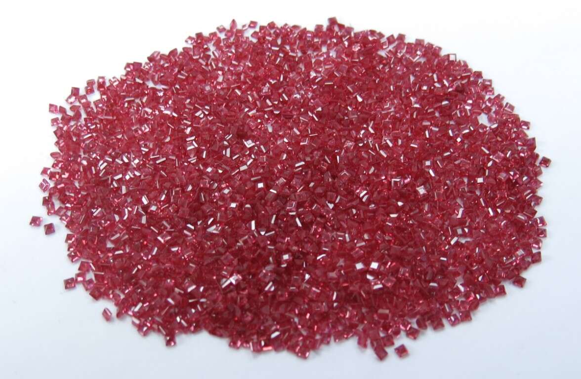 Ruby Square: 1.5mm - 2mm