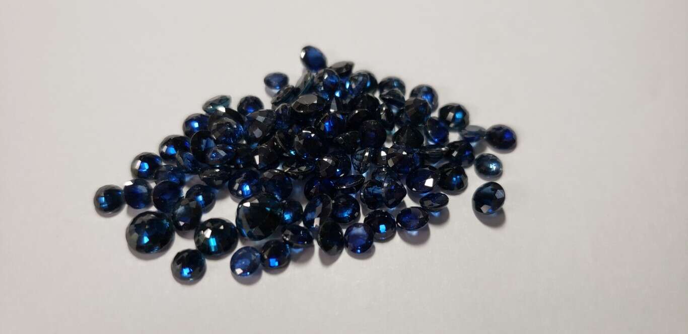 Blue Sapphire Round: 4mm - 4.5mm
