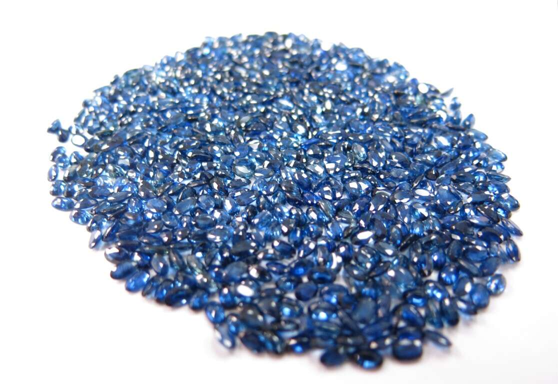 Blue Sapphire Oval: 5mm x 3mm