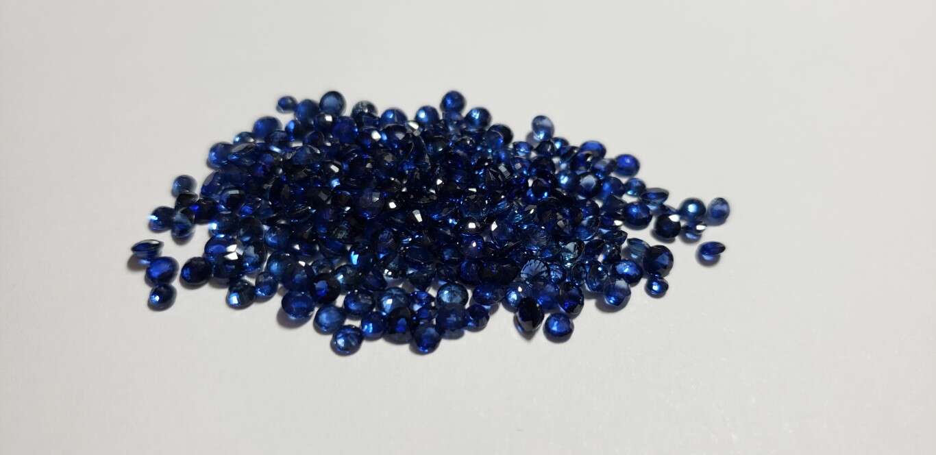 Blue Sapphire Round: 3mm - 3.5mm
