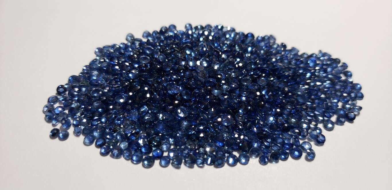 Blue Sapphire Round: 3mm - 3.5mm