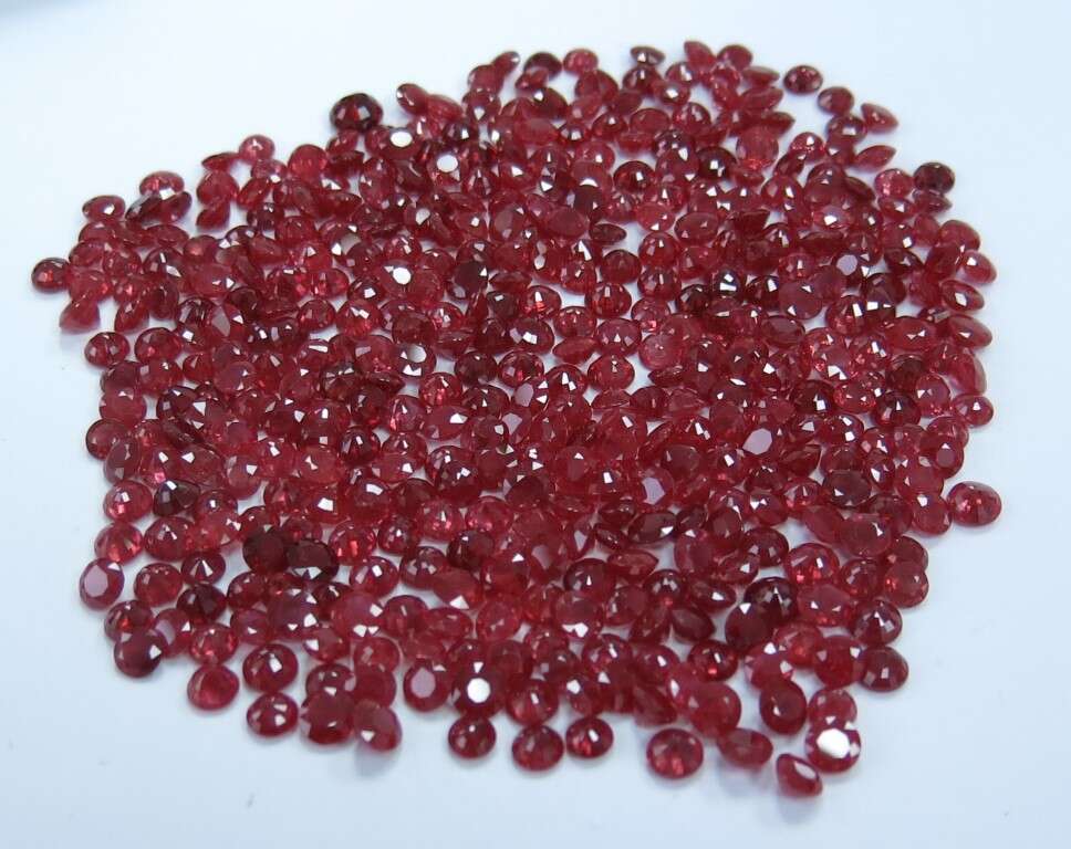 Ruby Round: 4mm - 4.5mm