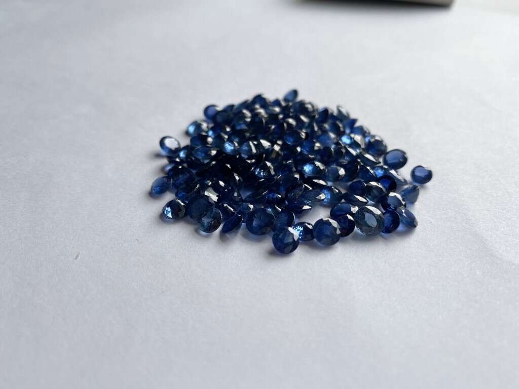 Blue Sapphire Round: 5mm - 5.5mm