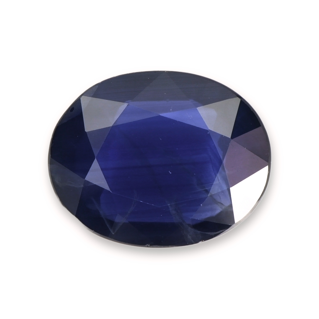 Sapphire Oval: 3.15ct