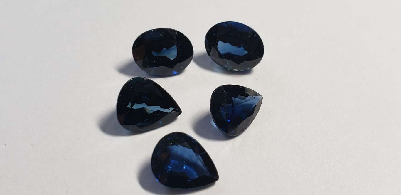 Blue Sapphire-Oval: 10mm x 8mm