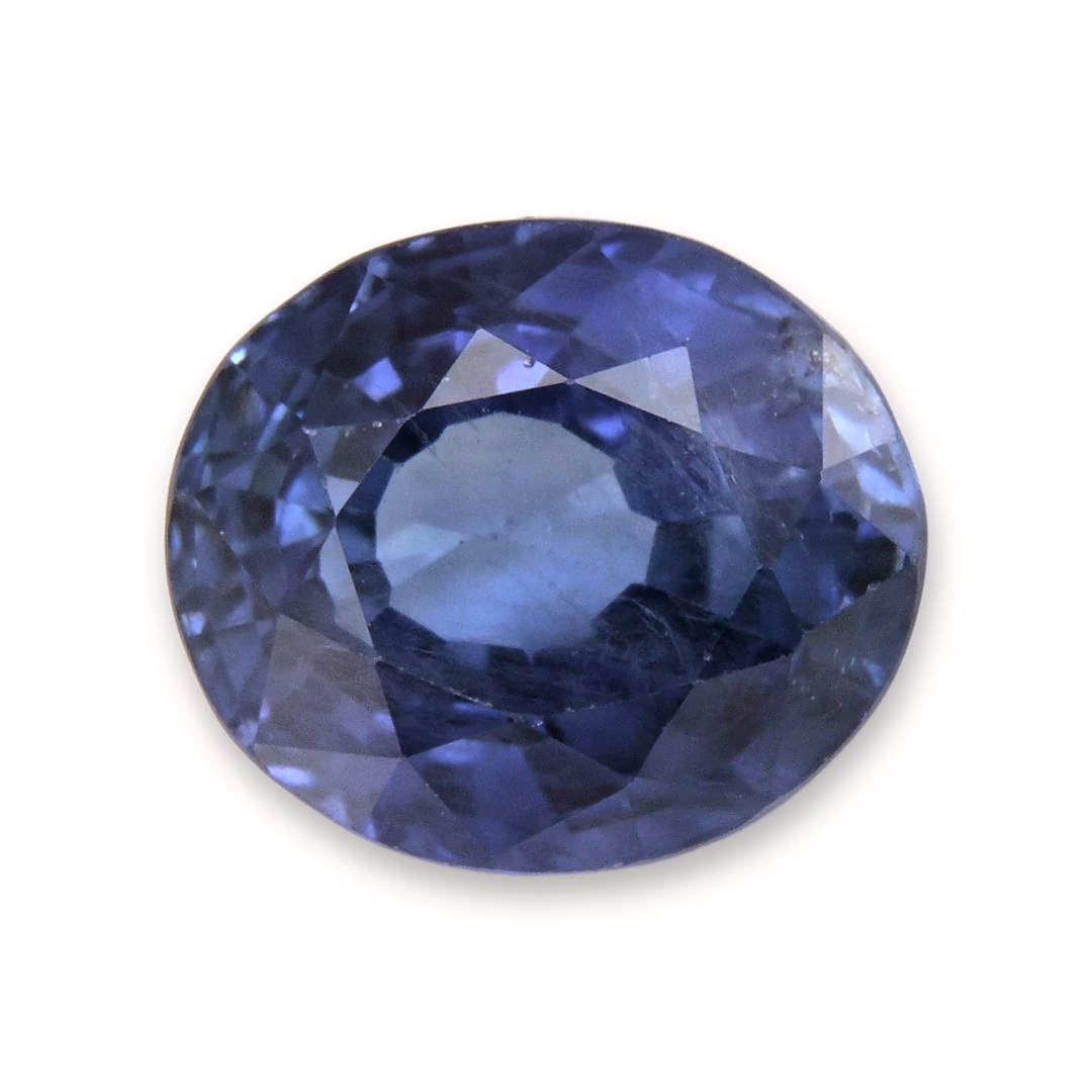 Sapphire Oval: 3.47ct