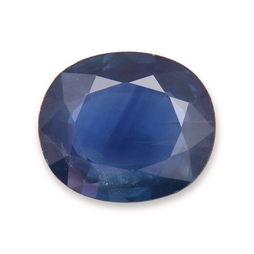 Sapphire Oval: 3.60ct