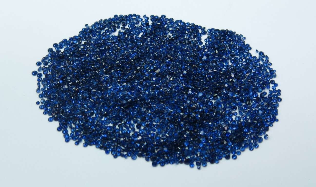 Blue Sapphire Diamond Cut: 1.5mm - 2mm