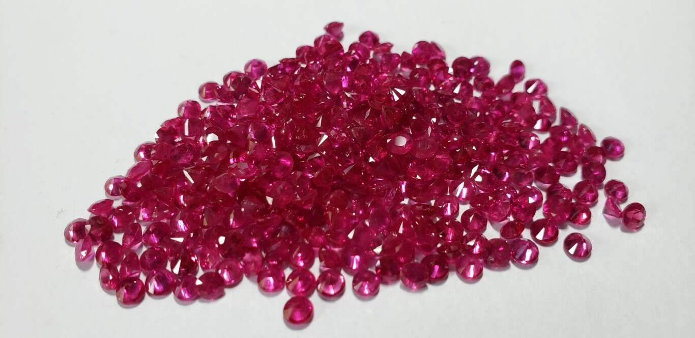 Ruby Diamond Cut: 3mm - 4mm