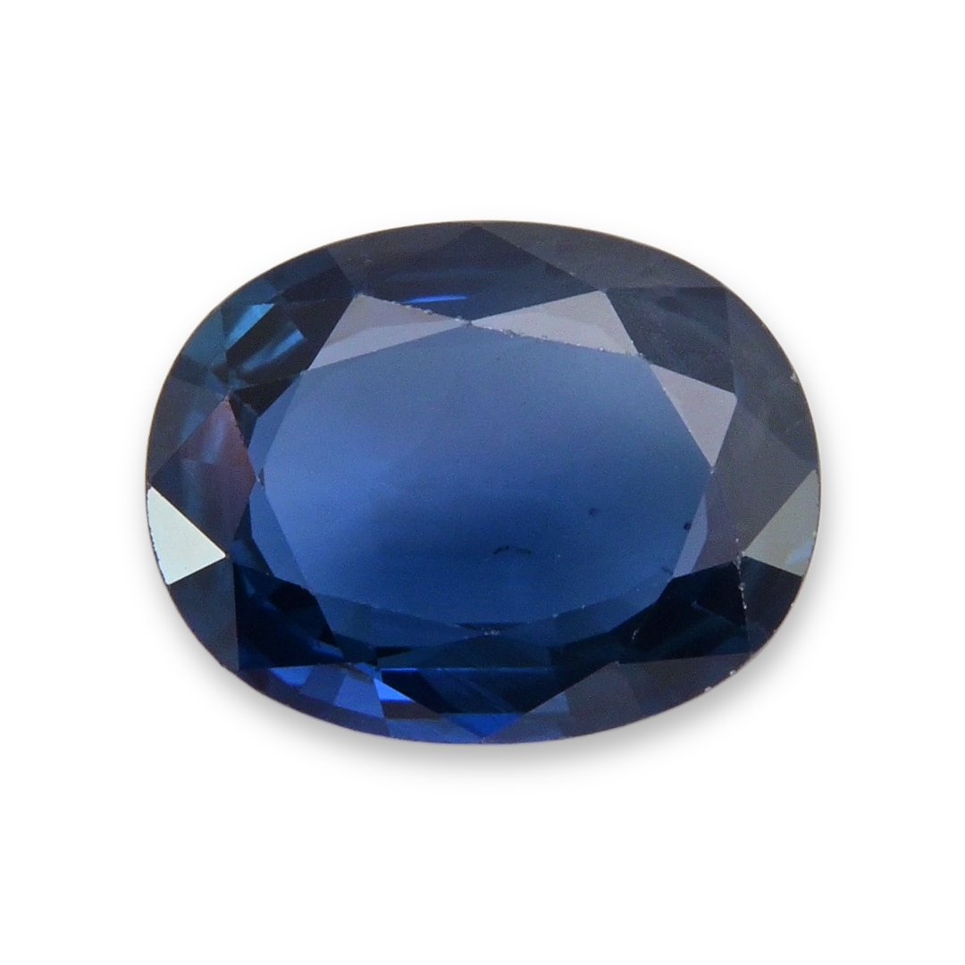 Sapphire Oval: 3.02ct