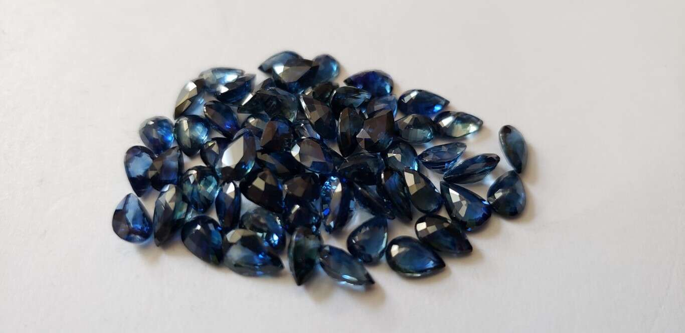 Blue Sapphire Pear: 6mm x 4mm