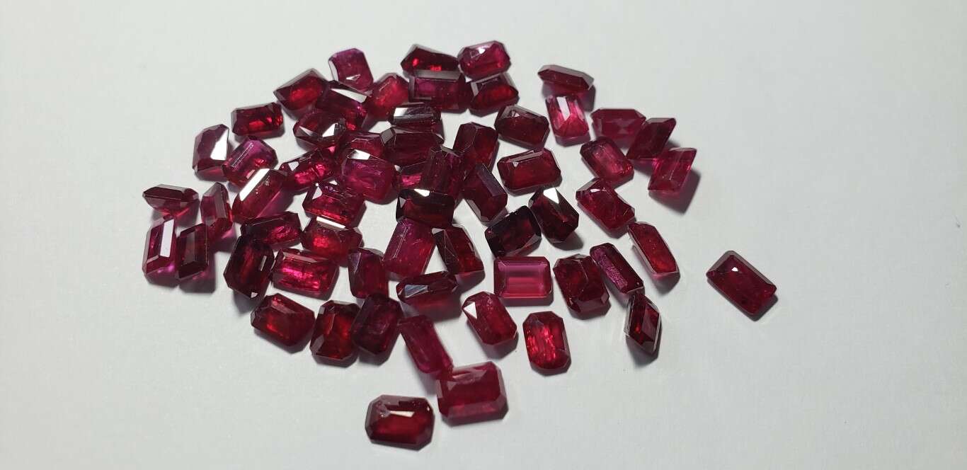 Ruby Octagon: 7mm x 5mm