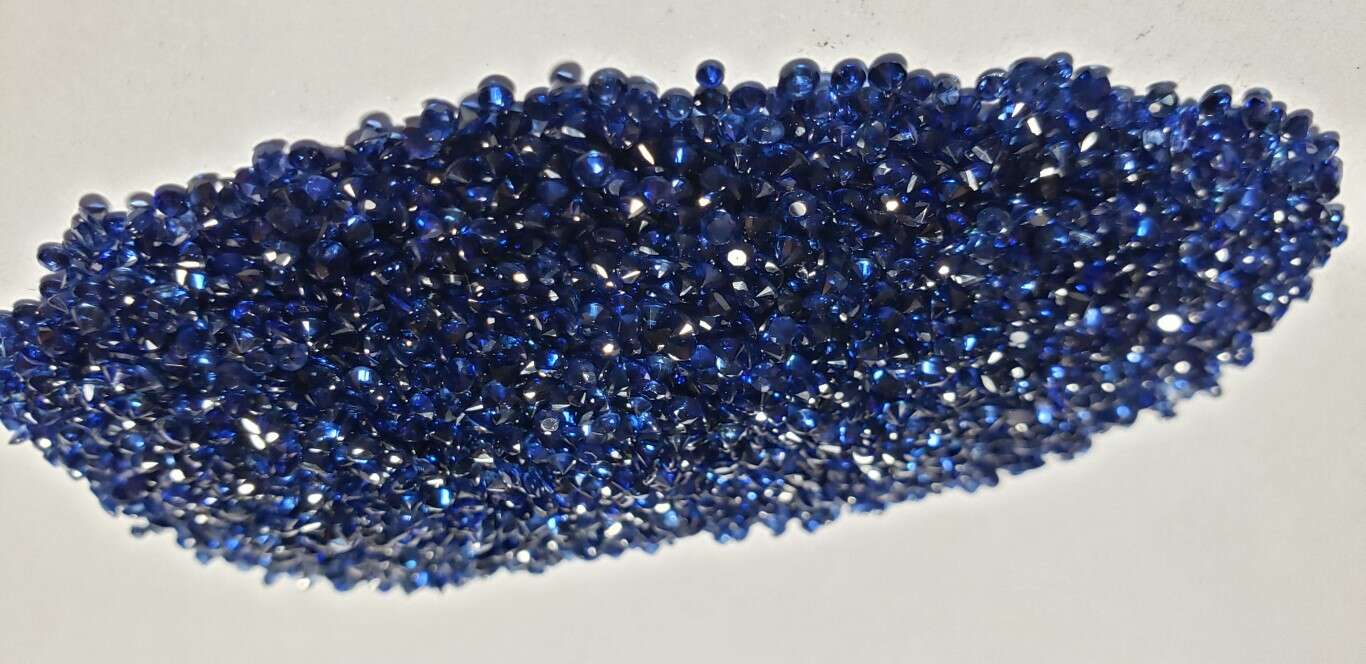 Blue Sapphire Diamond Cut: 2mm - 2.5mm