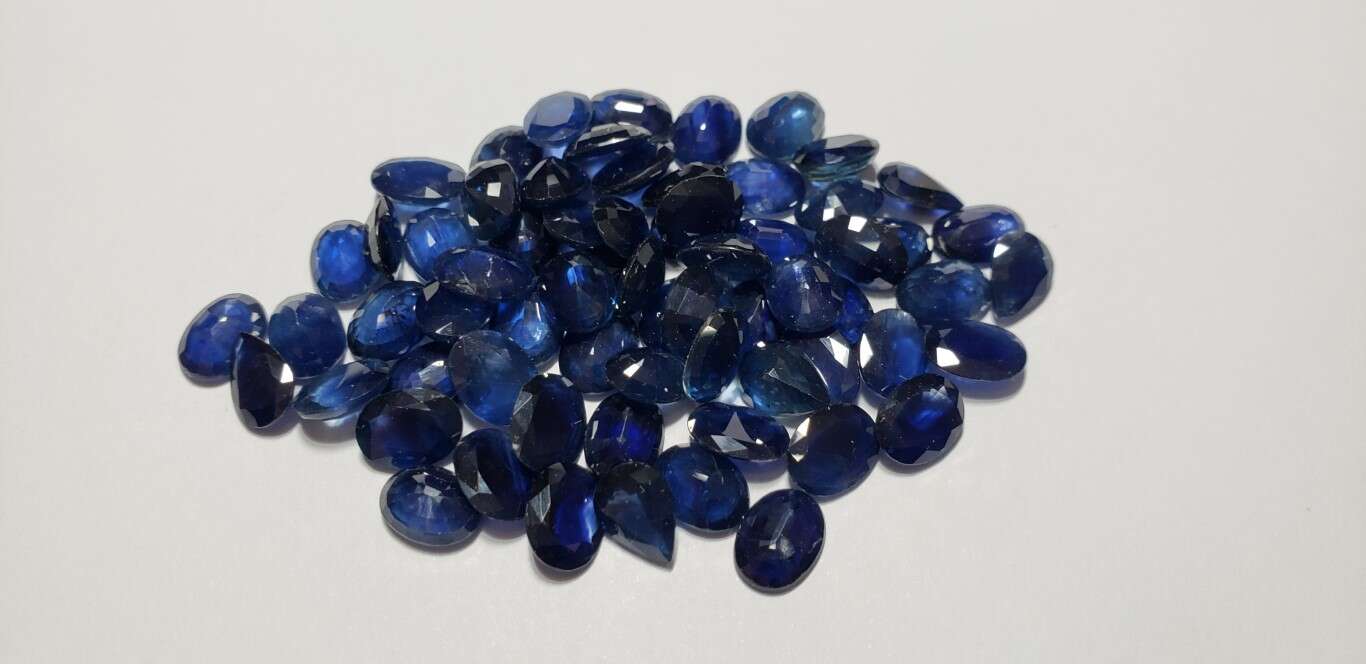Blue Sapphire Oval: 8mm x 6mm