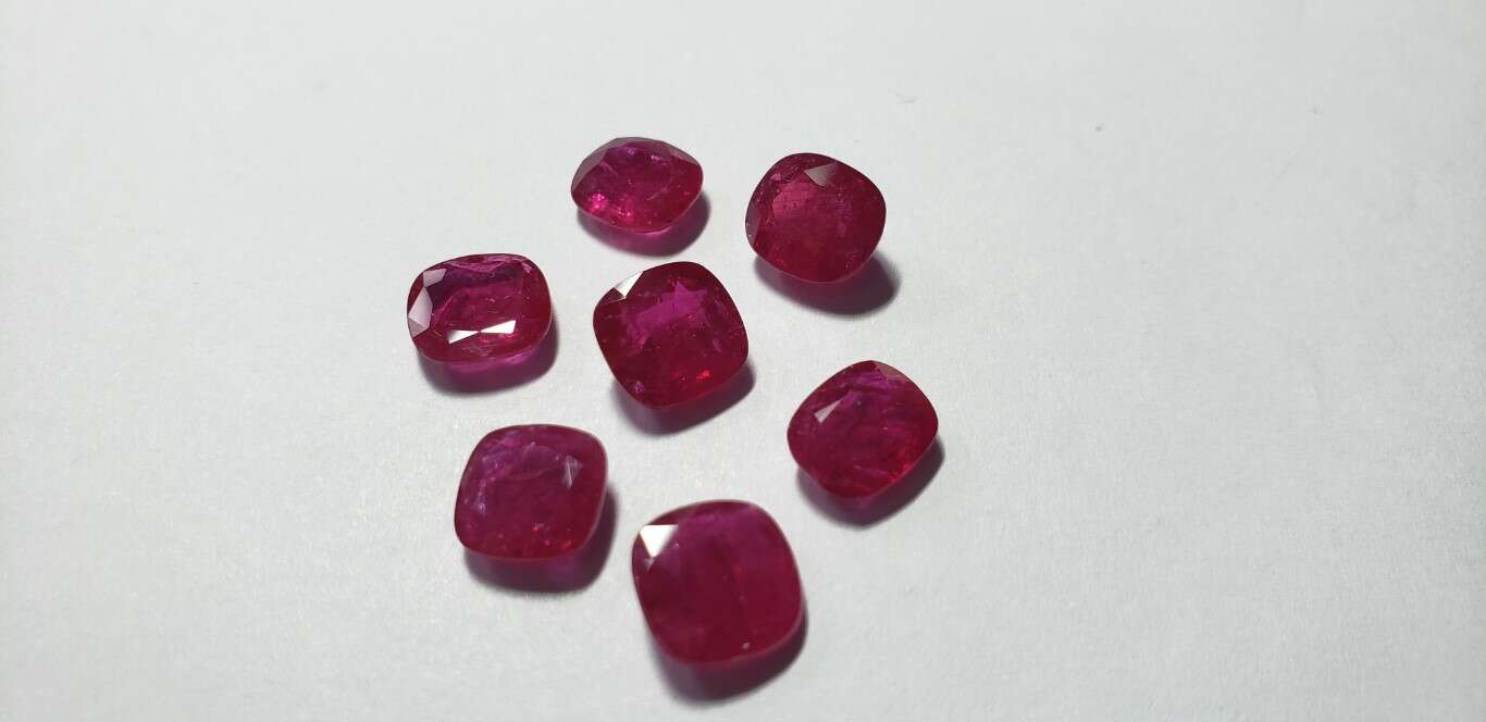 Ruby Cushion: 8mm