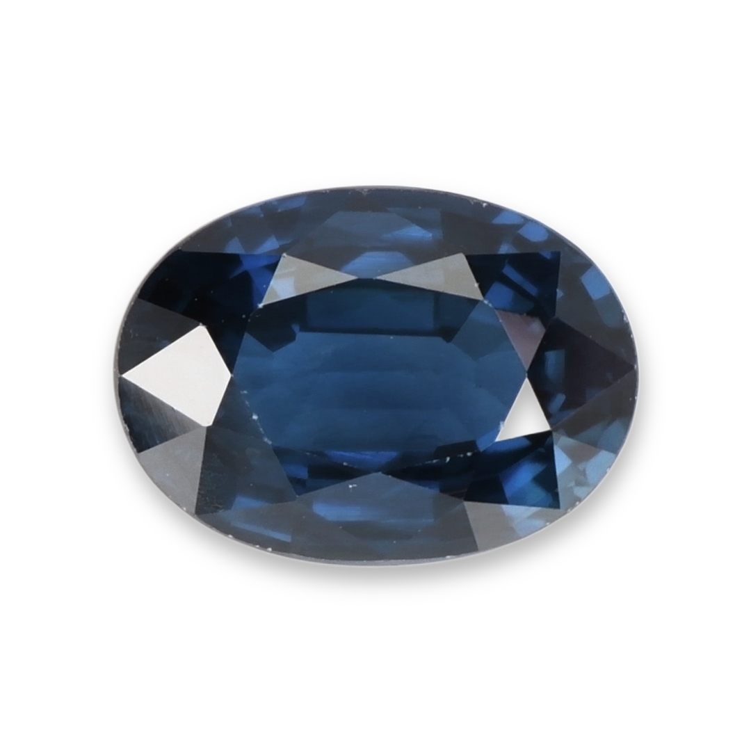 Sapphire Oval: 3.04ct