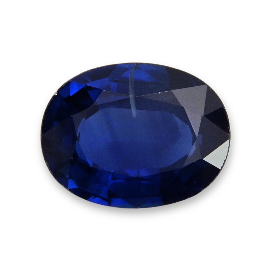 Sapphire Oval: 2.61ct