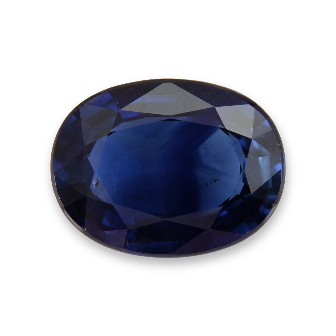 Sapphire Oval: 3.20ct
