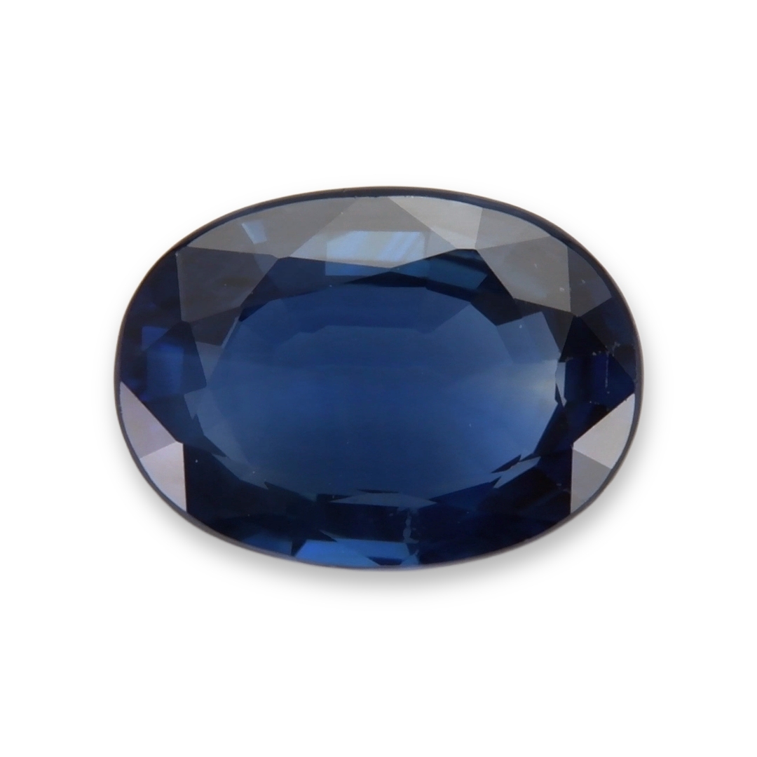Sapphire Oval: 2.78ct