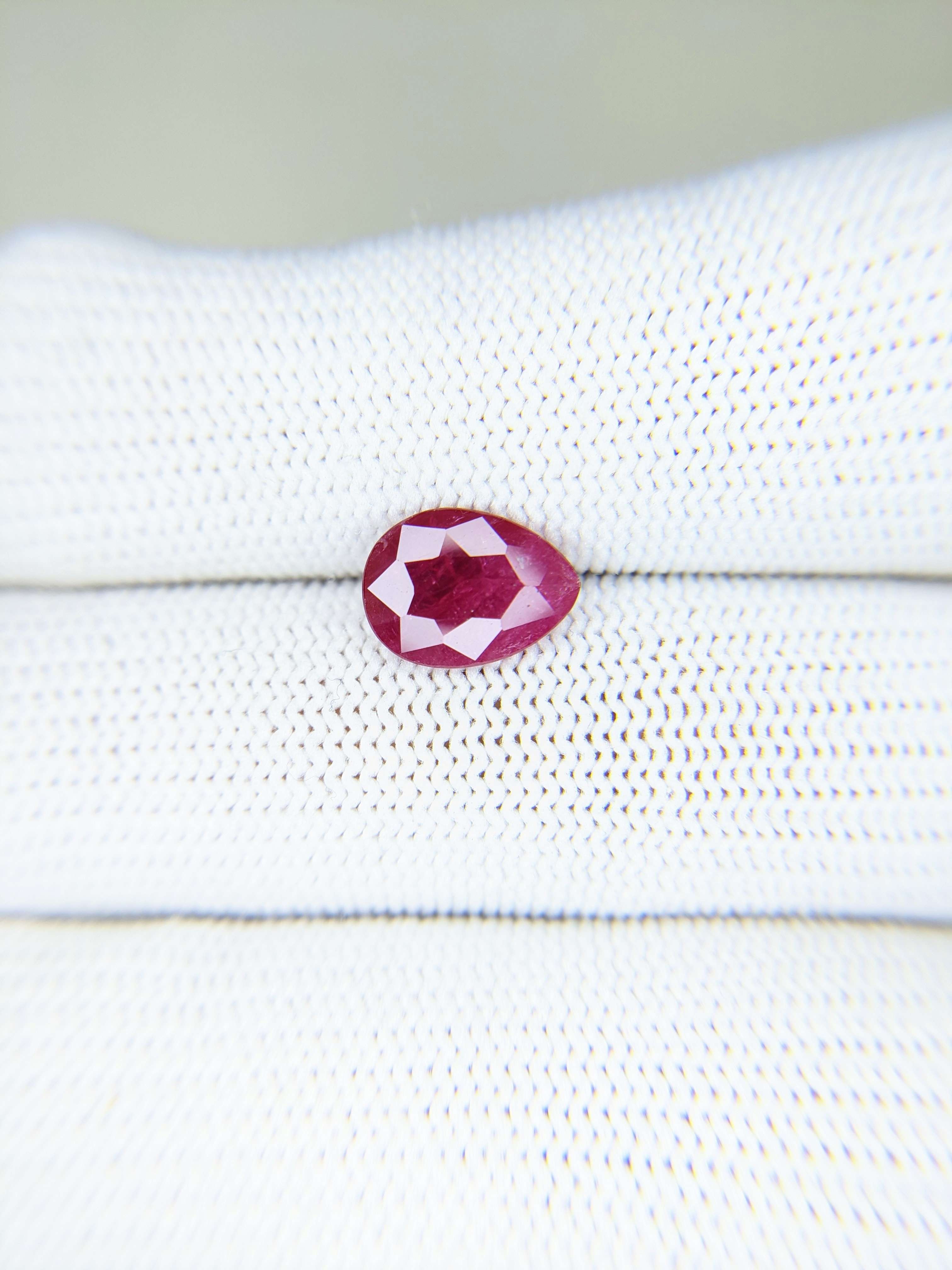 RUBY Pear: 2.34ct