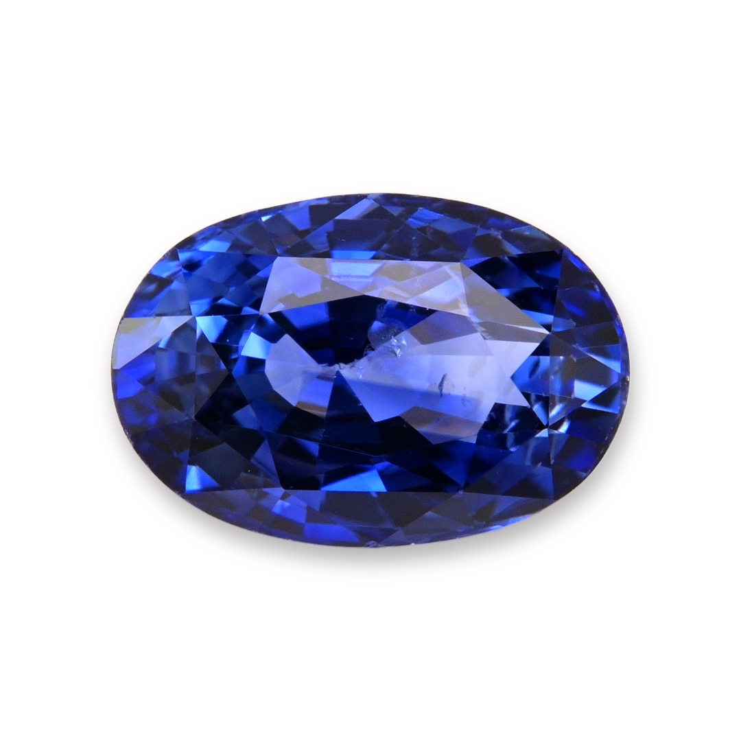 Sapphire Oval: 3.11ct