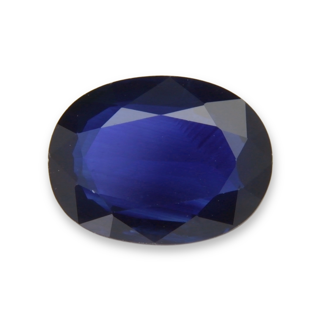 Sapphire Oval: 2.91ct