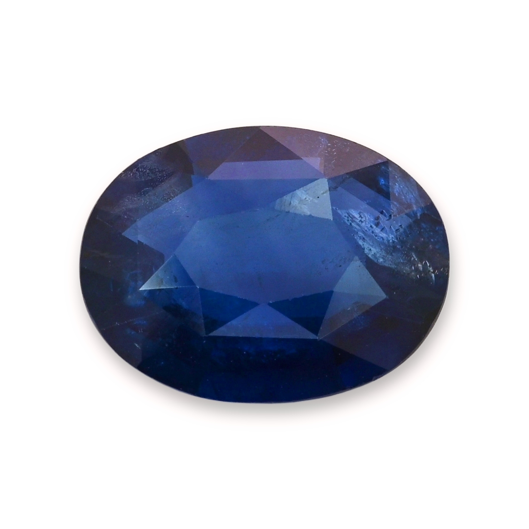 Sapphire Oval: 3.91ct