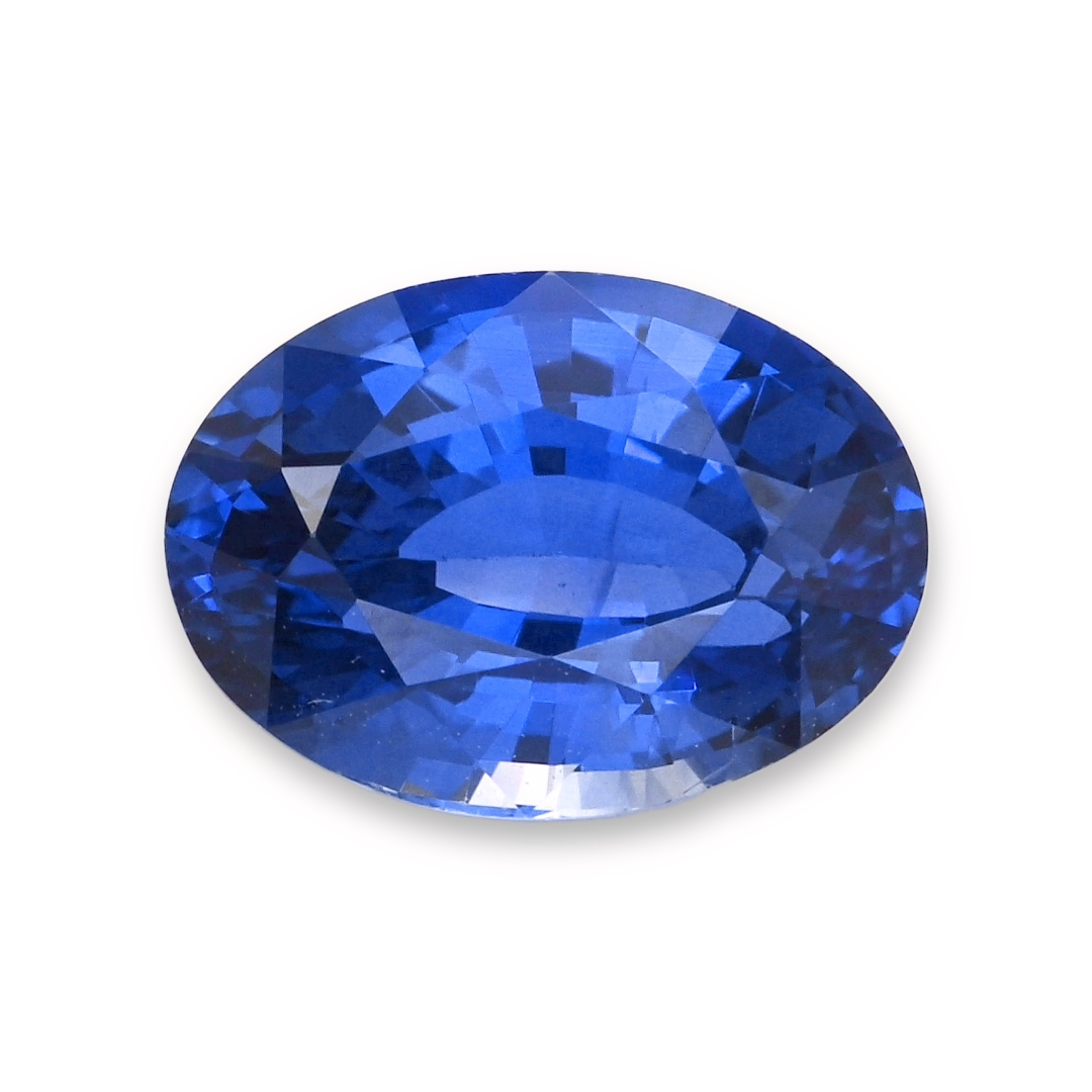 Sapphire Oval: 3.02ct