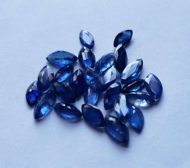 Blue Sapphire Marquise: 9mm x 4.5mm