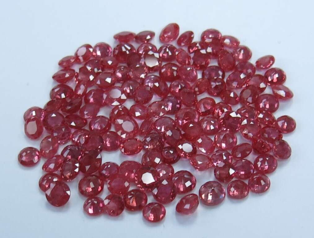 Ruby Round: 4.5mm - 5mm