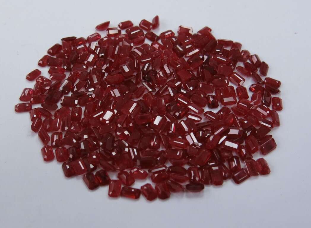 Ruby Octagon: 5mm x 3mm