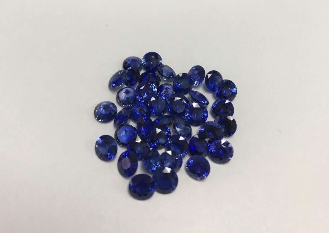 Ceylon Blue Sapphire Round: 6mm