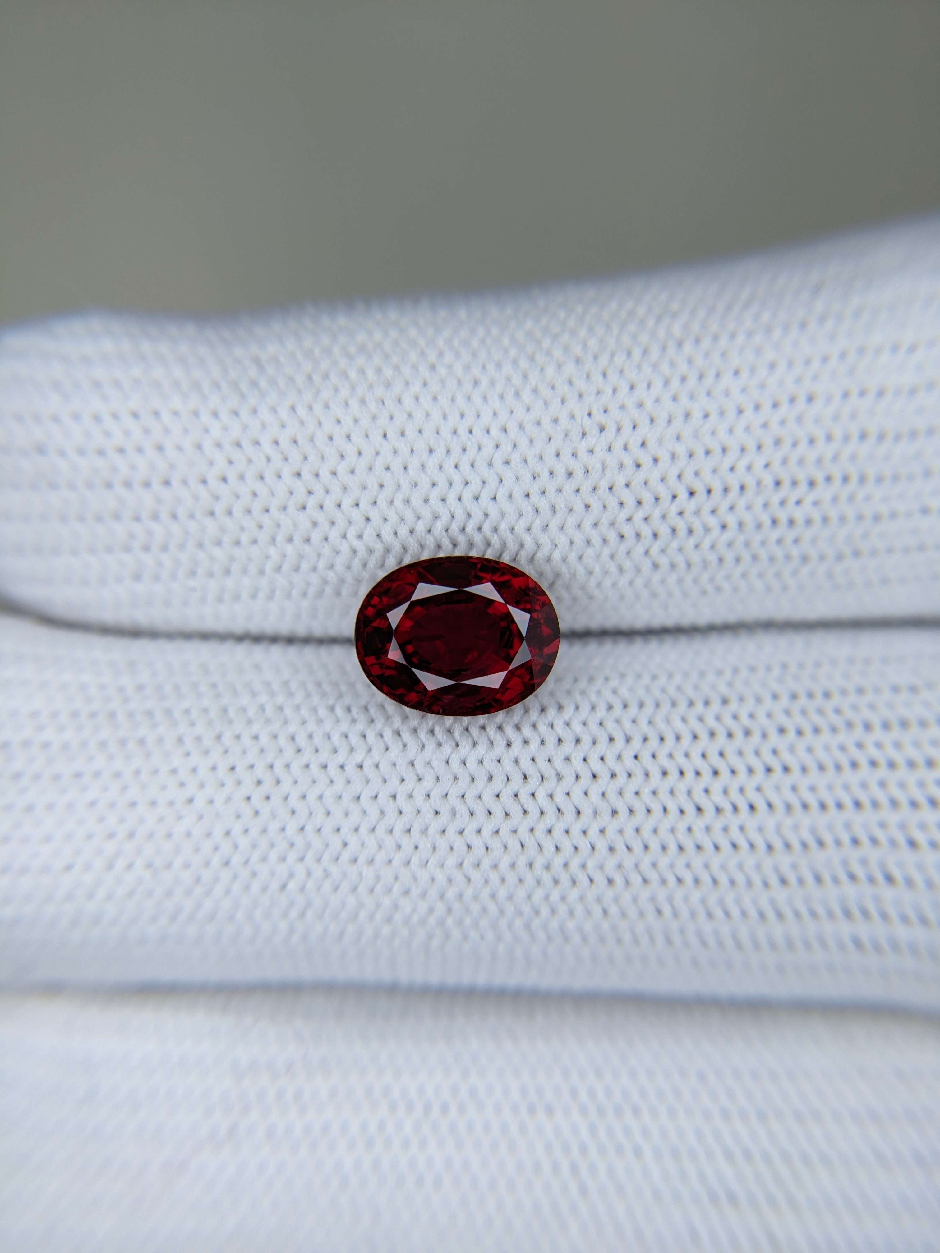 Ruby Oval: 3.06ct