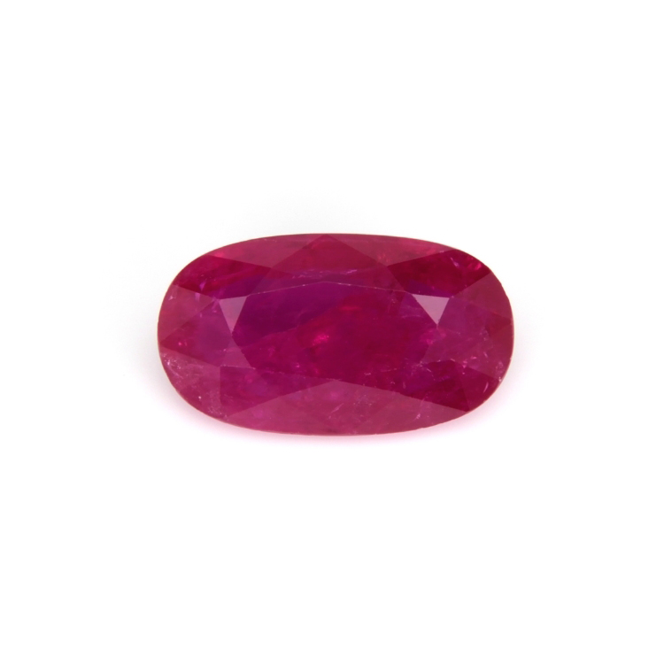 Ruby Oval: 3.88ct