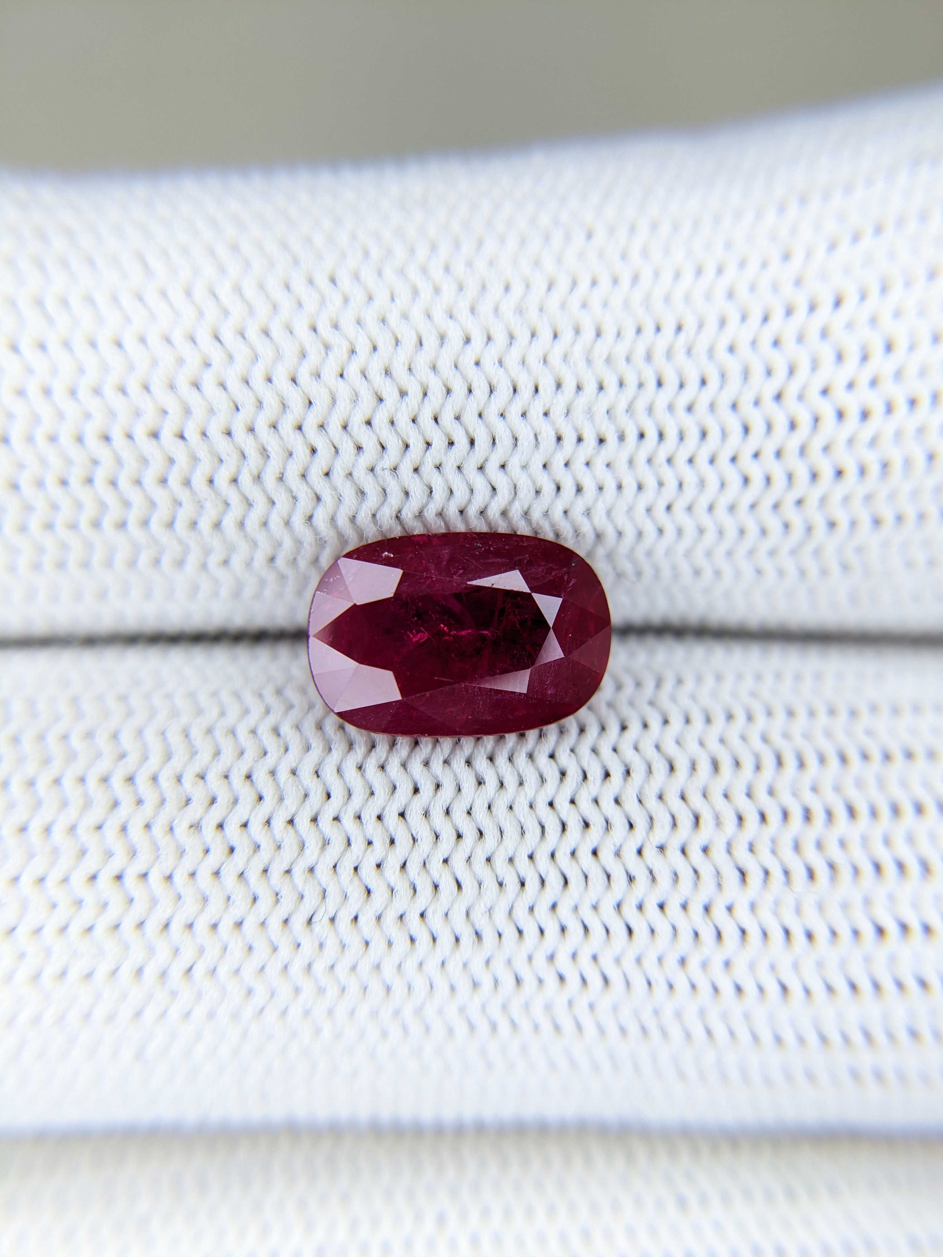 Ruby Cushion: 3.09ct