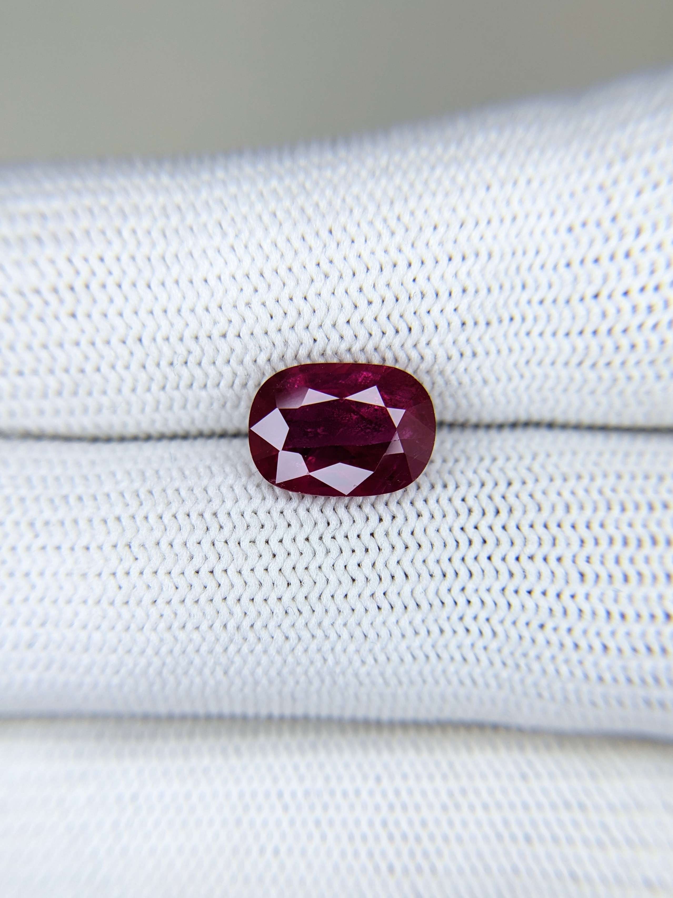 Ruby Cushion: 3.25ct