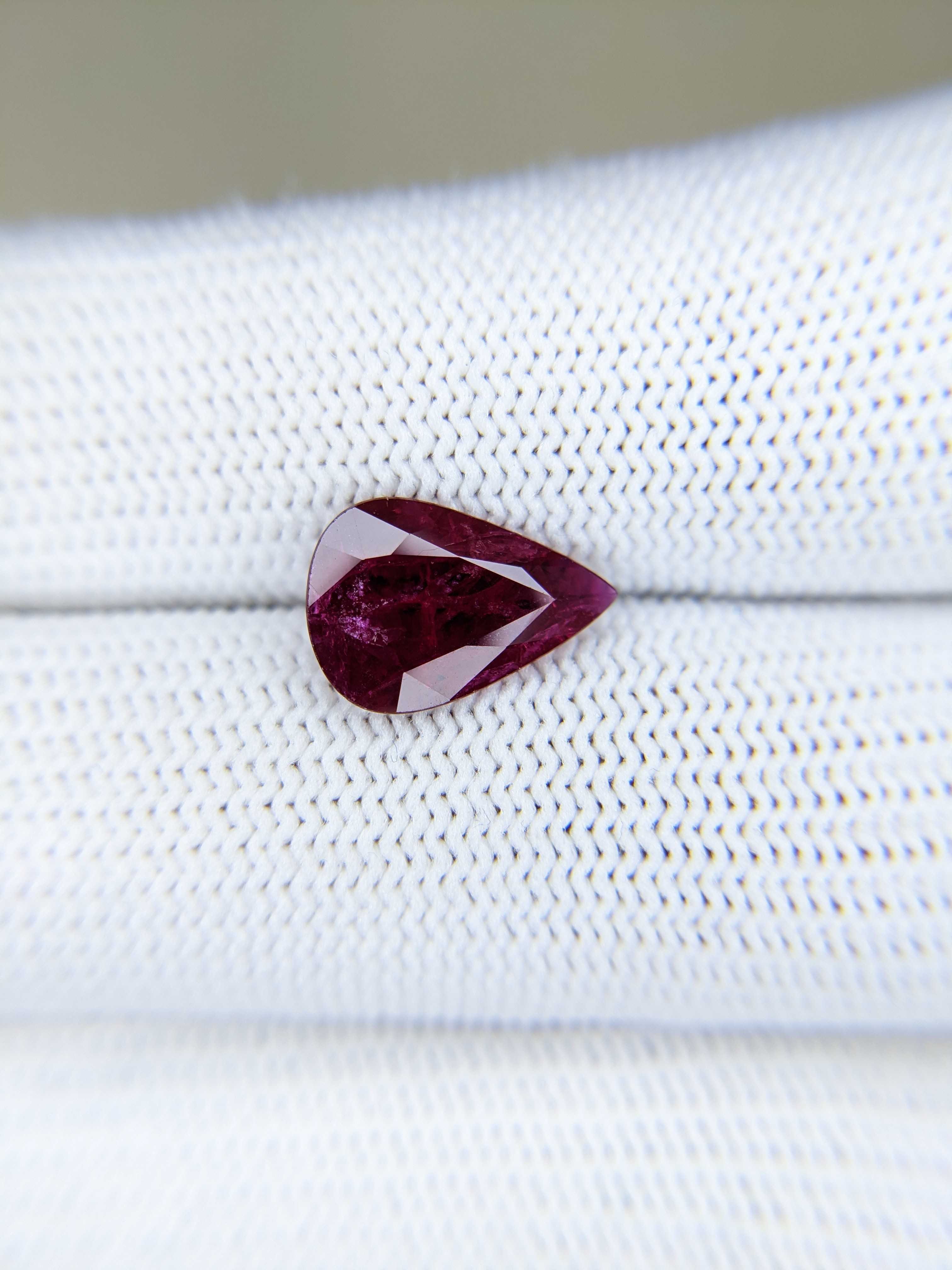 RUBY Pear: 2.57ct