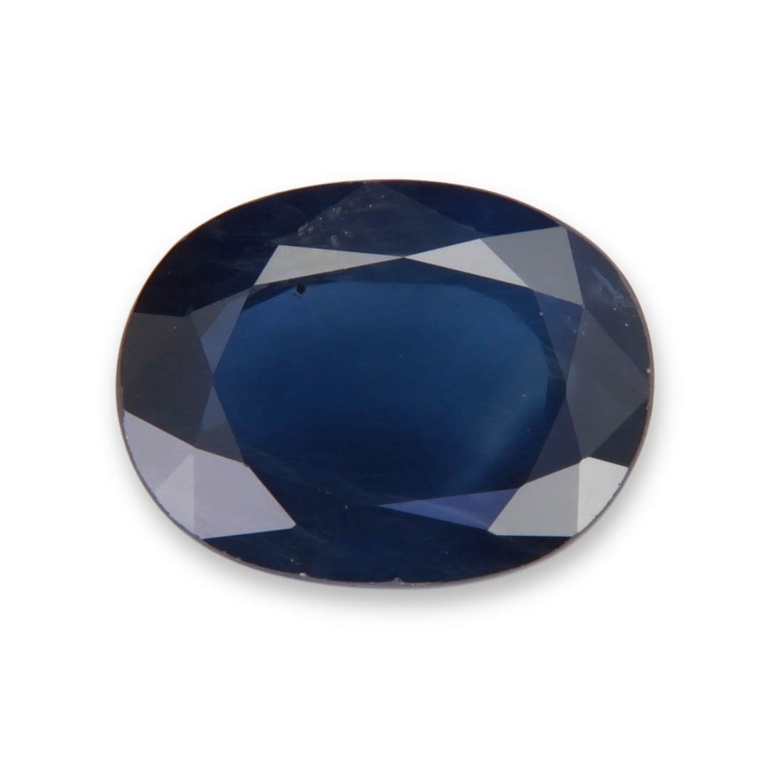 Sapphire Oval: 3.33ct