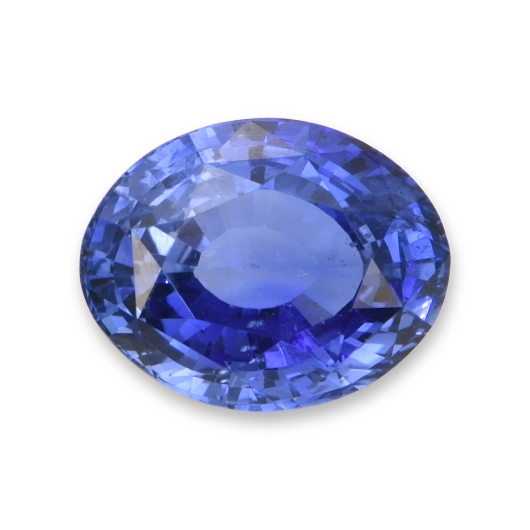 Sapphire Oval: 2.25ct