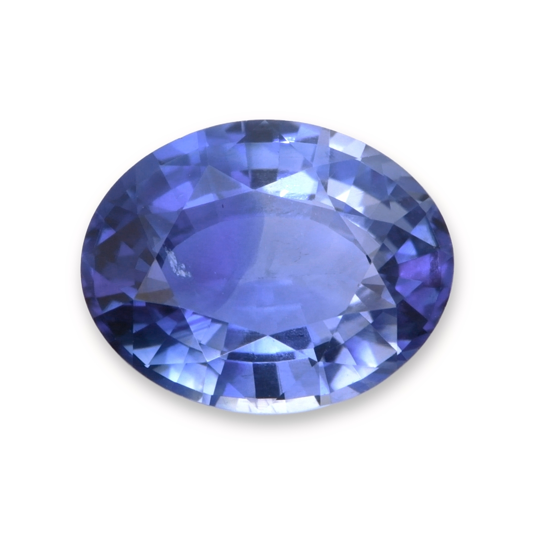 Sapphire Oval: 2.60ct