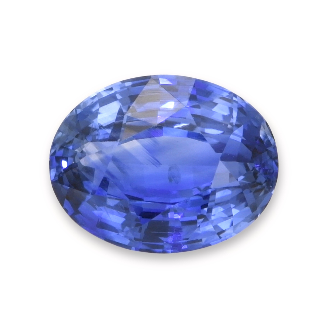 Sapphire Oval: 2.46ct